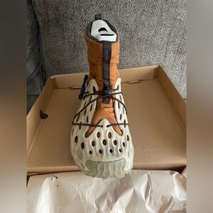 Men’s Merrell HYDRO MOC boots size 13